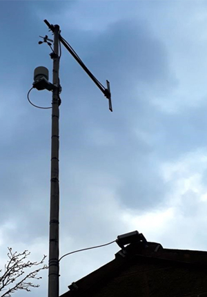 External weather station and metallic enclosure with core equipment